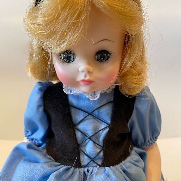 New Madame Alexander Goldilocks Doll 13" - Picture 2 of 9